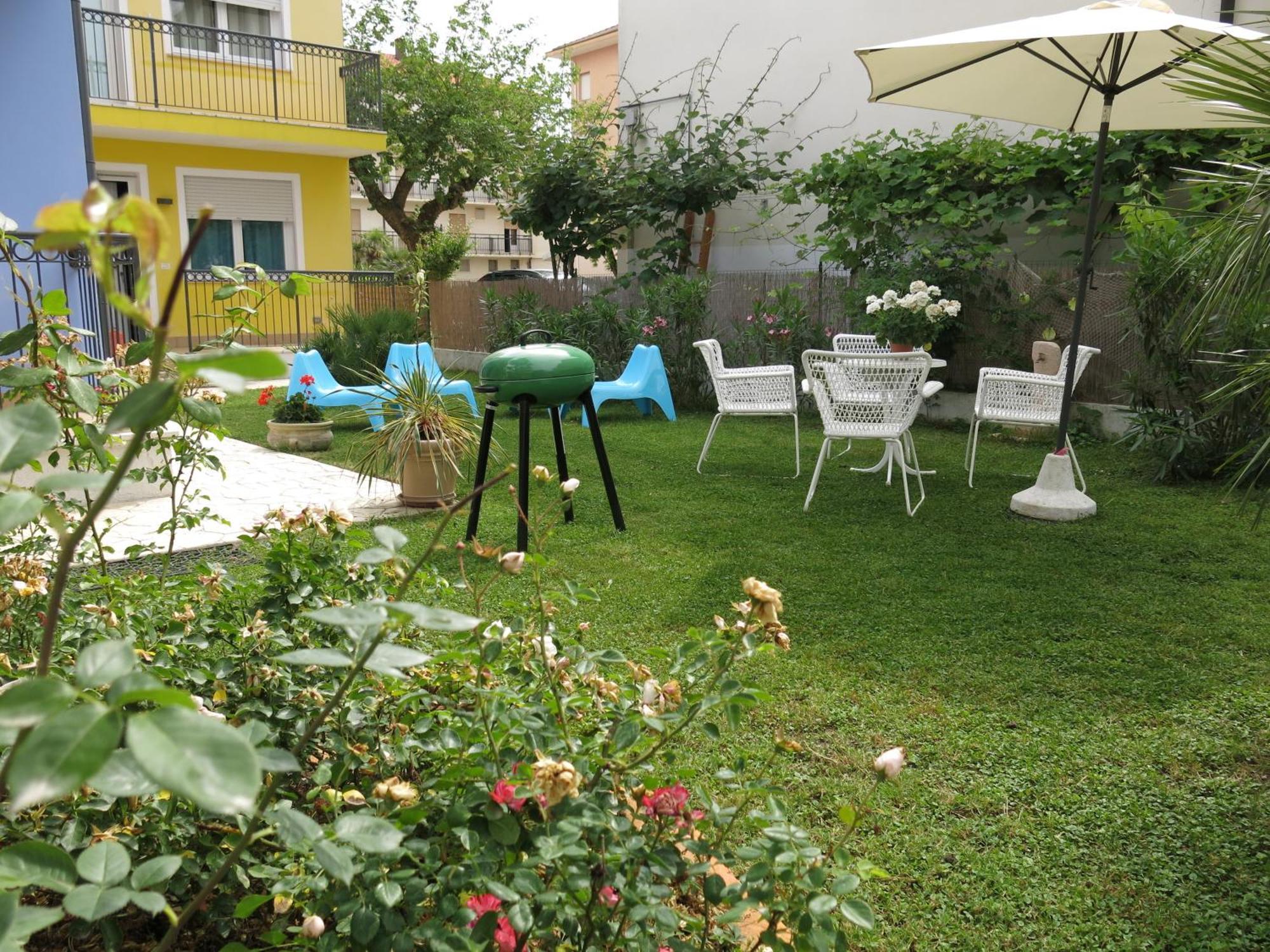 Residence Amarein Caorle Exteriör bild
